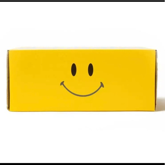 Chinatown Market Smiley BBALL Slides-Sandals Men's - Picture 6 of 7